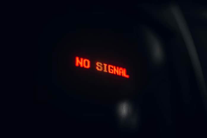 Teks bertuliskan No Signal
